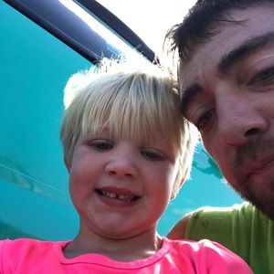 Meet your Posher, Casey